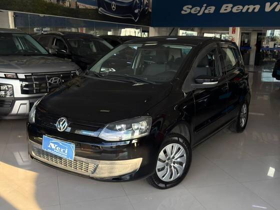 VOLKSWAGEN FOX 1.0 MPI BLUEMOTION 12V FLEX 4P MANUAL VOLKSWAGEN FOX 1.0 MPI BLUEMOTION 12V FLEX 4P MANUAL